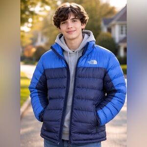 The North Face Men's Two-Tone Blue Puffer Jacket